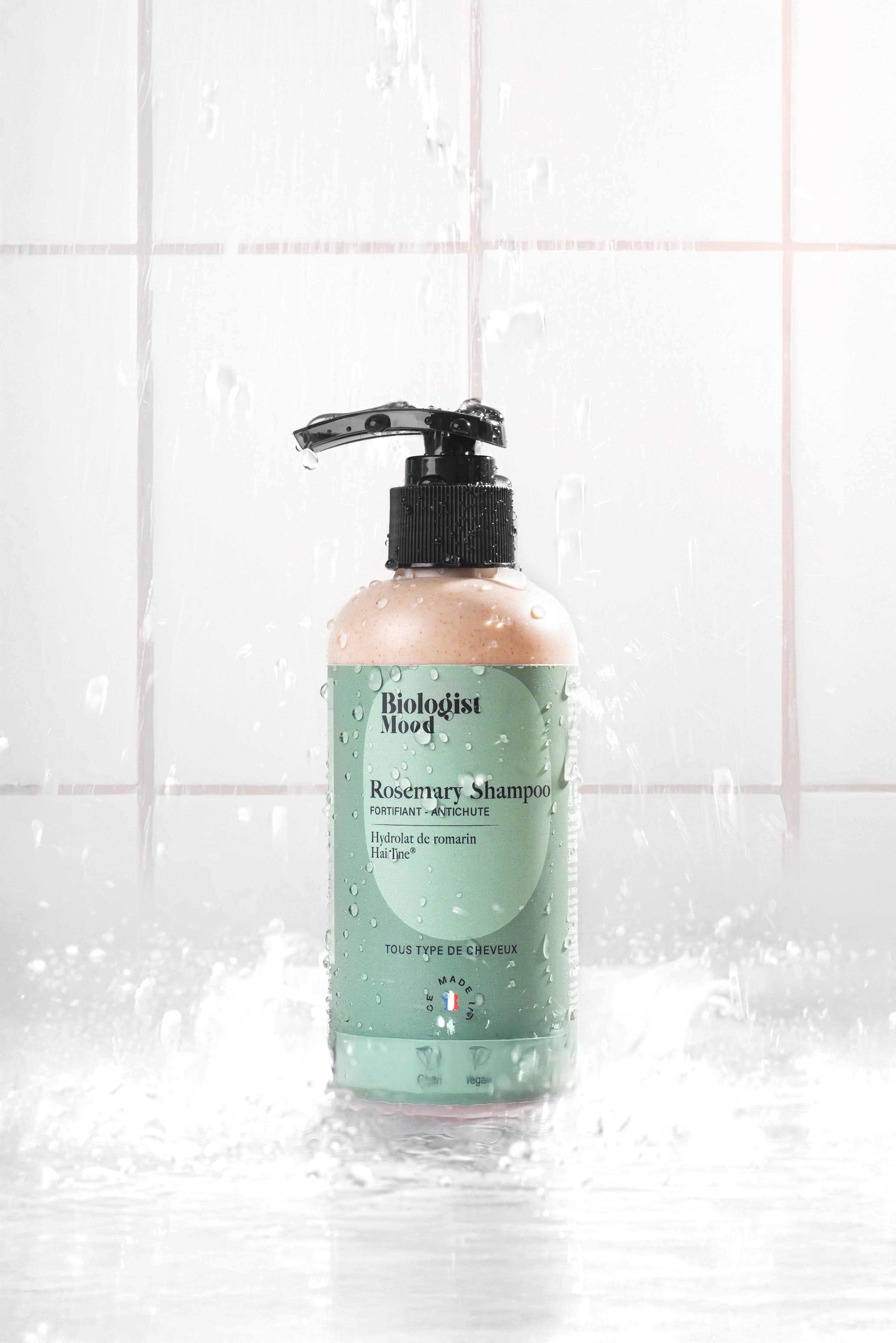 Shampooing au romarin Biologist Mood fortifiant anti-chute, hydrolat naturel pour tous types de cheveux
