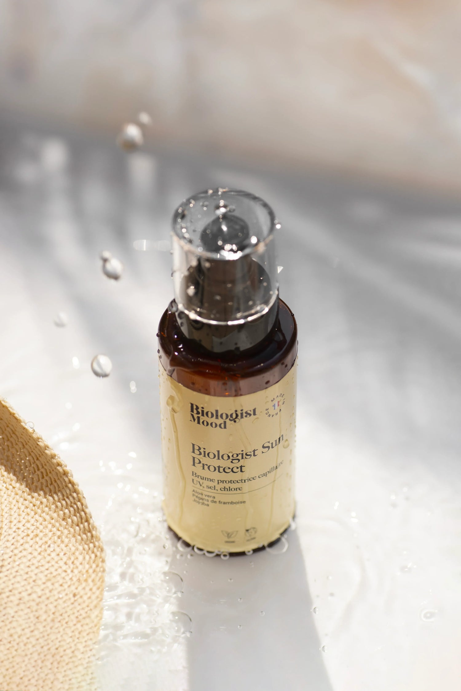 Spray protection solaire cheveux Biologist Mood résistant à l’eau pour protéger les cheveux du soleil après la baignade