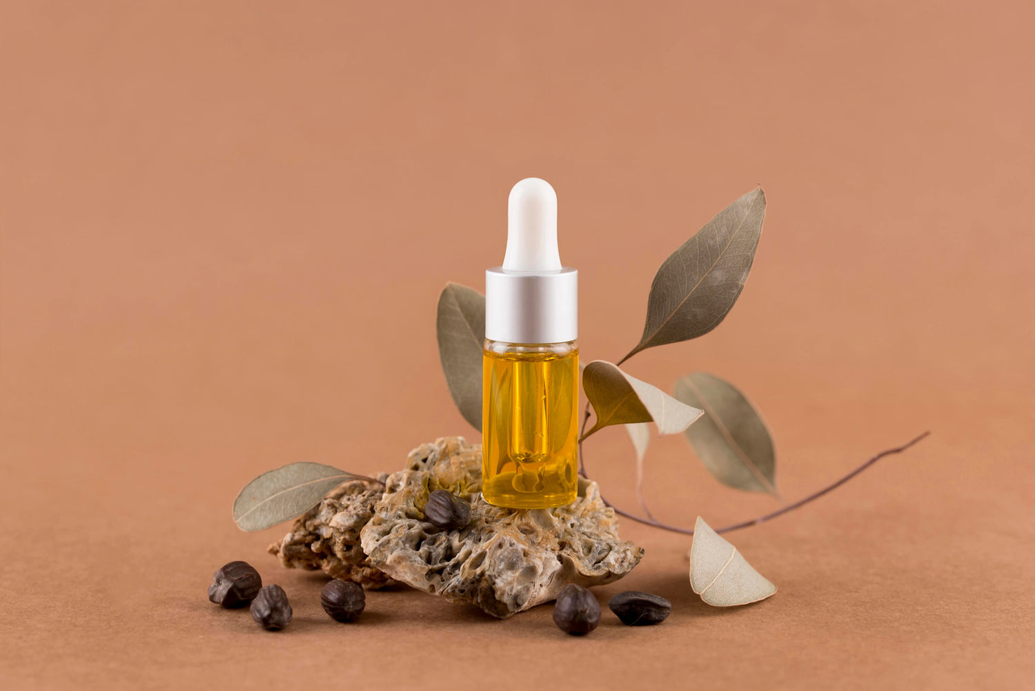 Huile de jojoba naturelle pour la pousse des cheveux et la nutrition du cuir chevelu