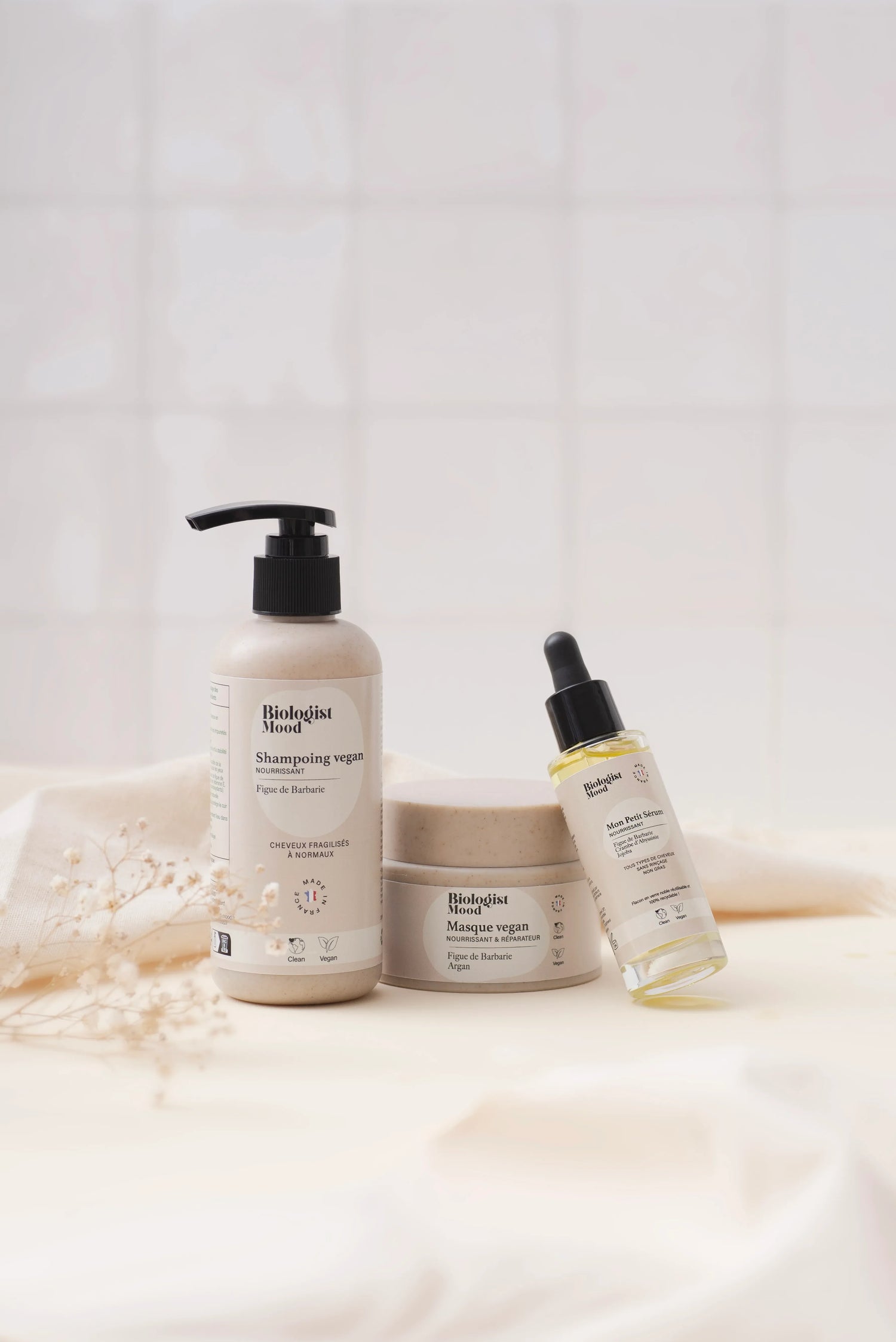 Masque cheveux vegan nourrissant Biologist Mood avec shampoing, sérum et soin à la figue de barbarie pour cheveux secs et abîmés