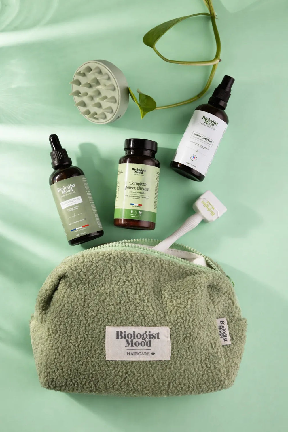 Dermastamp et produits pour la pousse des cheveux avec sérum et huile pour stimuler le cuir chevelu