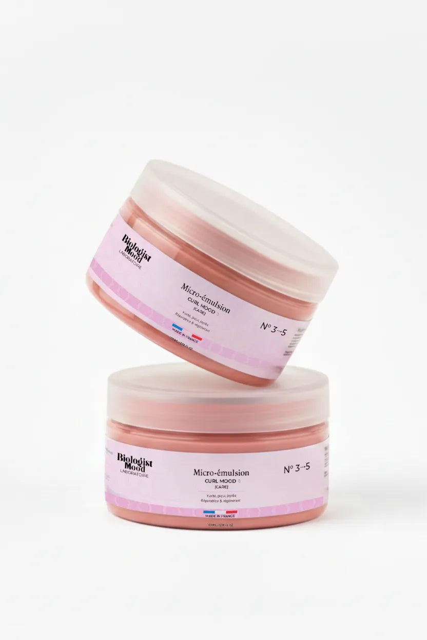 Micro-émulsion Curl Mood Care Biologist Mood pour cheveux bouclés, hydrate et définit les boucles – format 100 ml